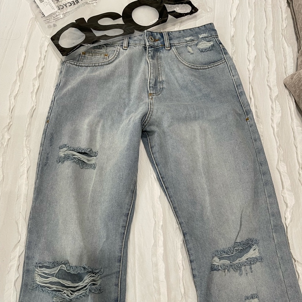 ASOS Unisex 90’s Jeans